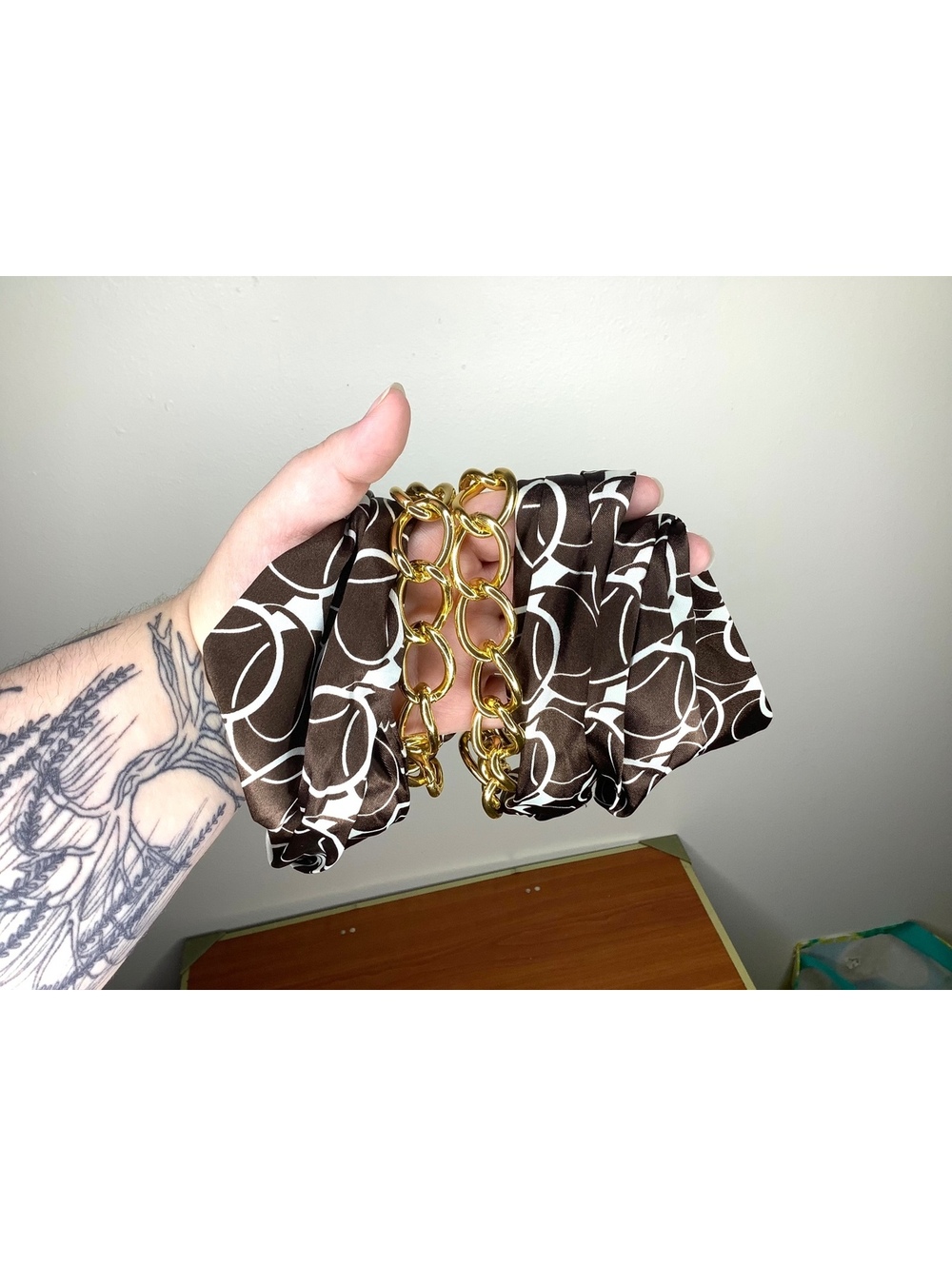 Y2K Gold-Tone Chain Belt With Satin Brown/White Patterned Scarf Ends